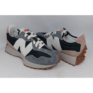 New balance sneakers men’s 9 - women’s 10.5